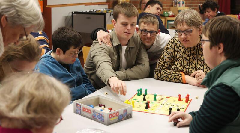 Lions Club unterstützt den Verein Kakadu mit € 3000,-